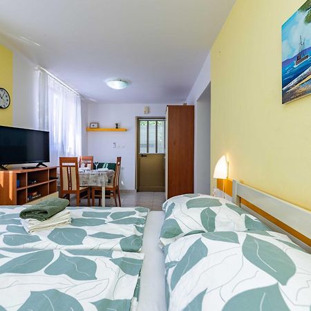 Apt Ana, Malinska, Vantacici, Island Krk Extérieur photo